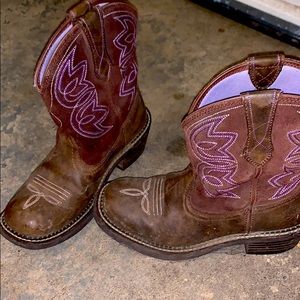 Women’s Ariat boots